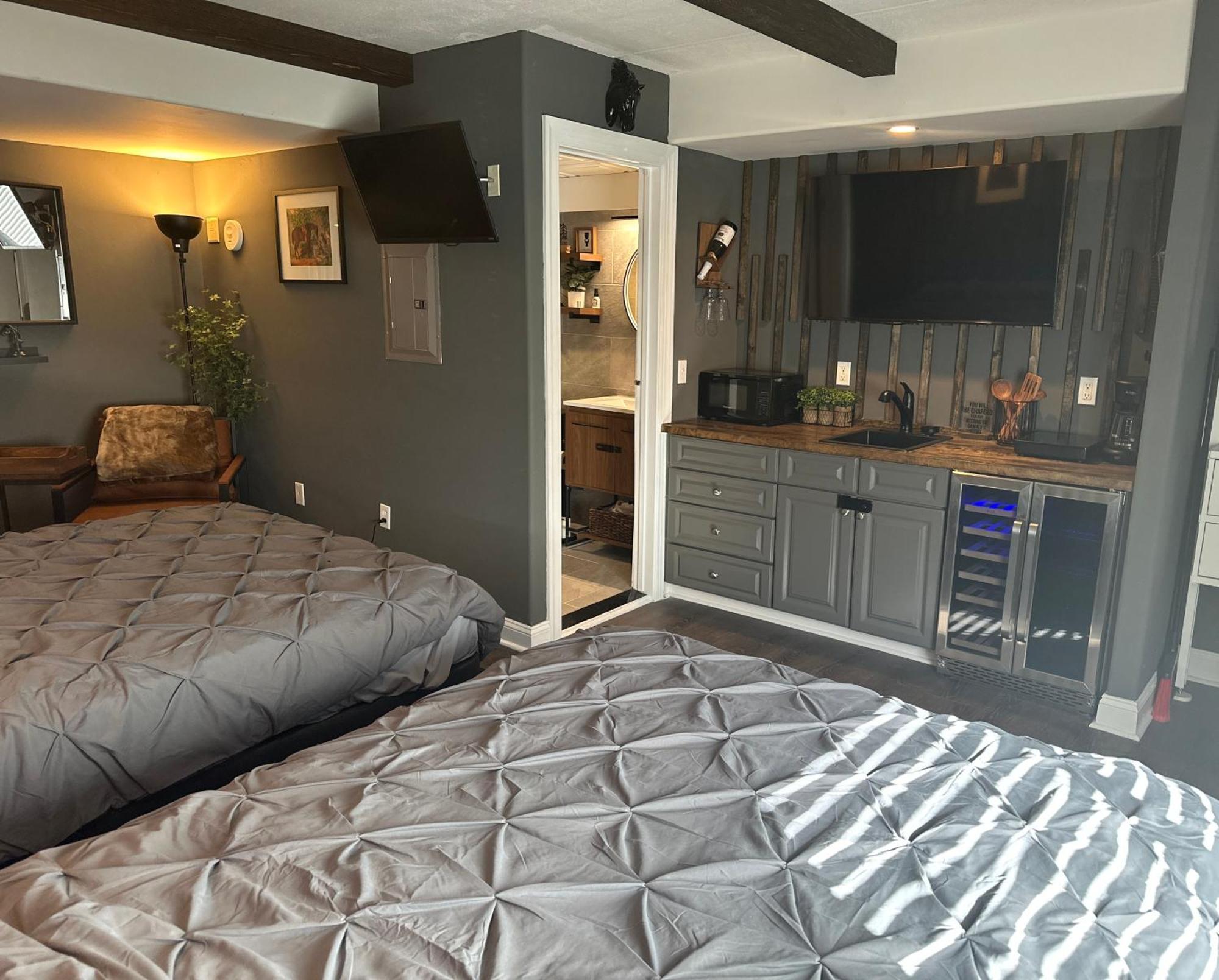Beautiful Condo Sleeps 4- Only 2 Blocks From Beach Ocean City Kültér fotó